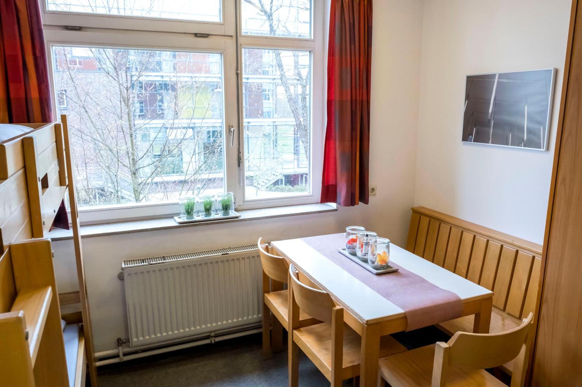 Jugendherberge Hamburg Horner Rennbahn ภายนอก รูปภาพ